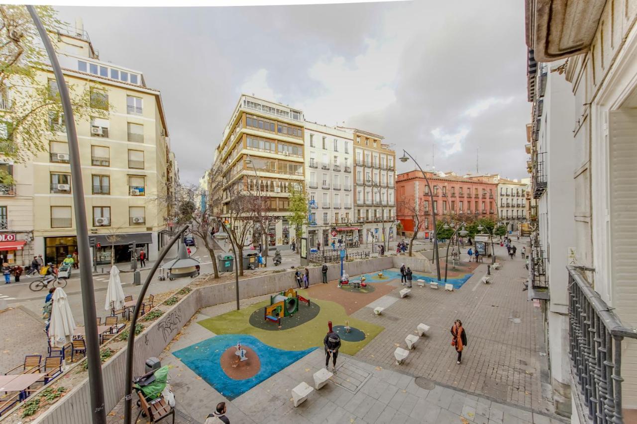Spacious New Apartment Para 7 En La Plaza De Tirso De Molina Madrid Eksteriør billede