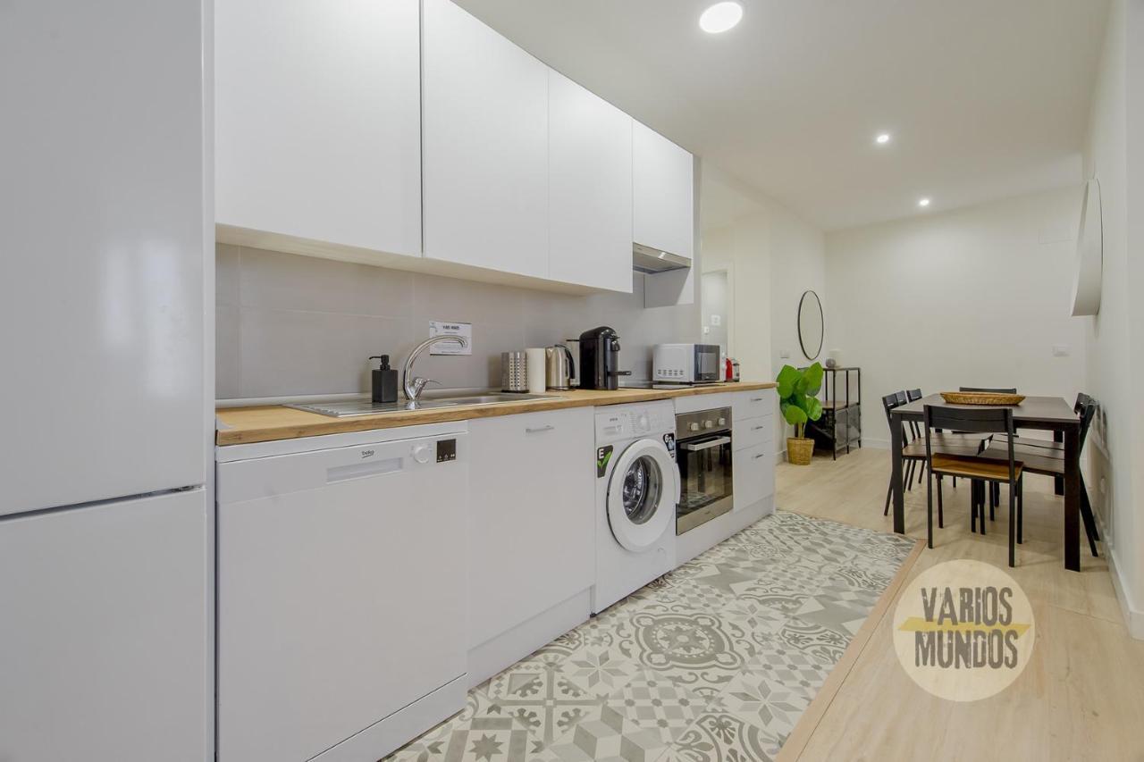 Spacious New Apartment Para 7 En La Plaza De Tirso De Molina Madrid Eksteriør billede