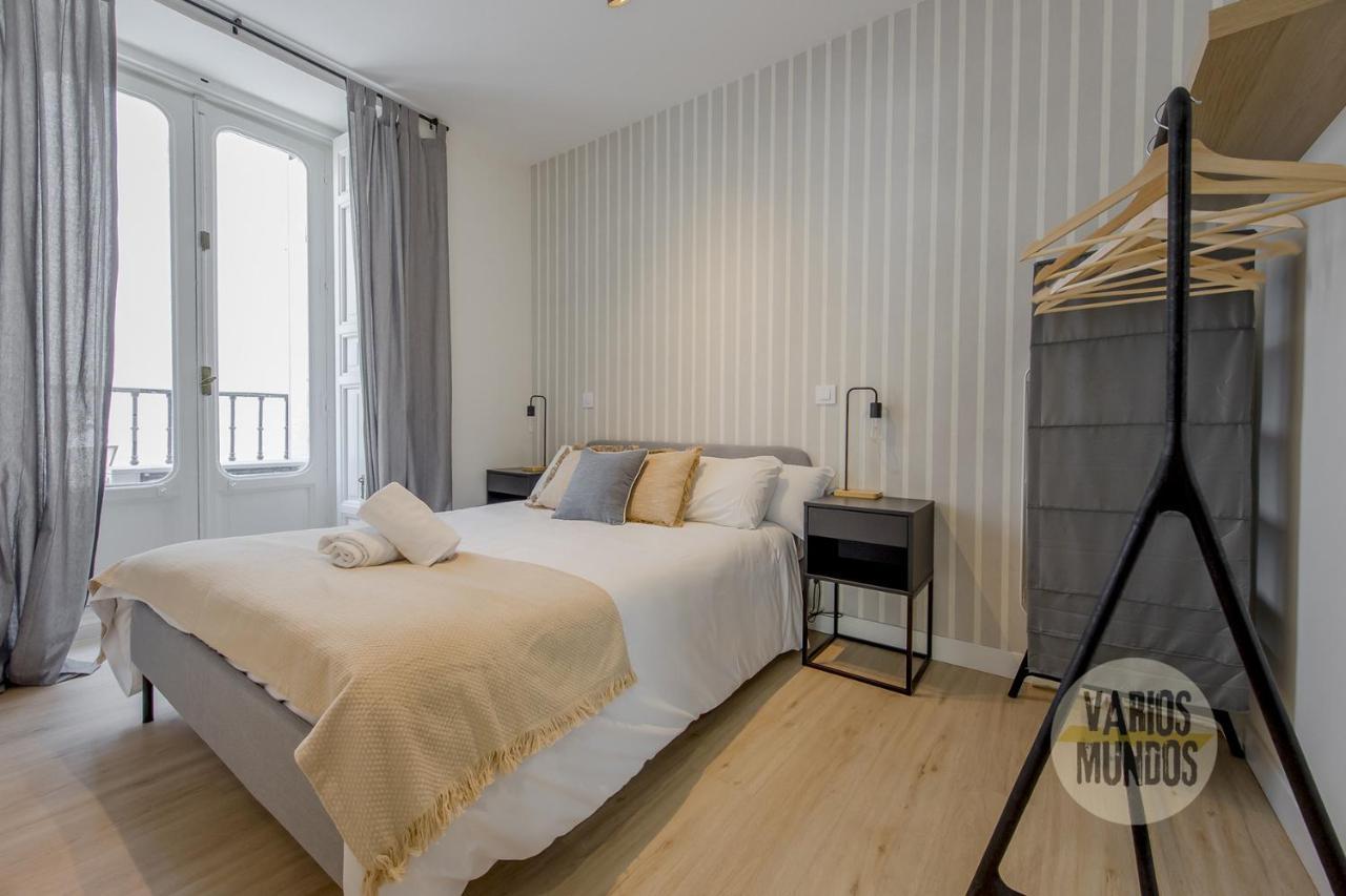 Spacious New Apartment Para 7 En La Plaza De Tirso De Molina Madrid Eksteriør billede